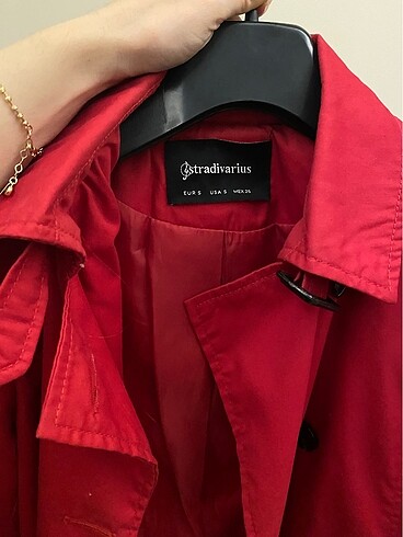 s Beden Stradivarius trençkot