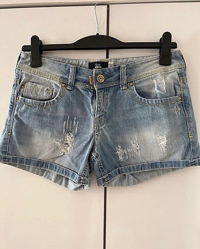 Bershka Bershka Düşük Bel Kot Şort