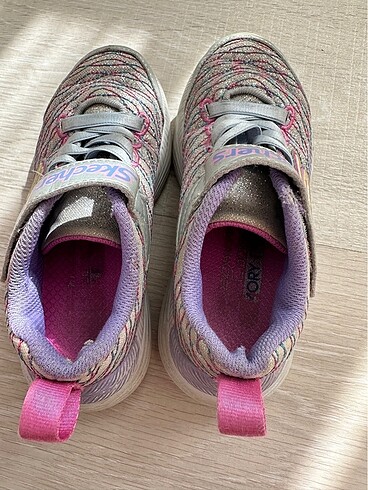 27 Beden Skechers simli ayakkabı