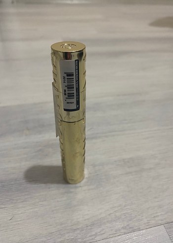 Altın Parlaklıkta L'Oréal Maskara - Görsel 2