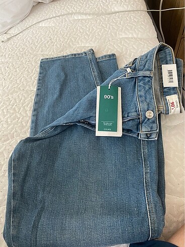 Colins Mom Jeans