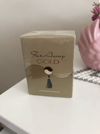 Avon faraway 