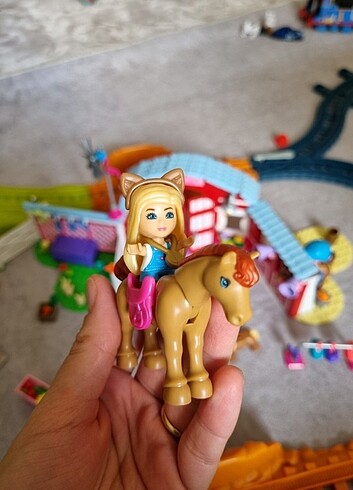 Beden Barbie mega bloks çiftlik