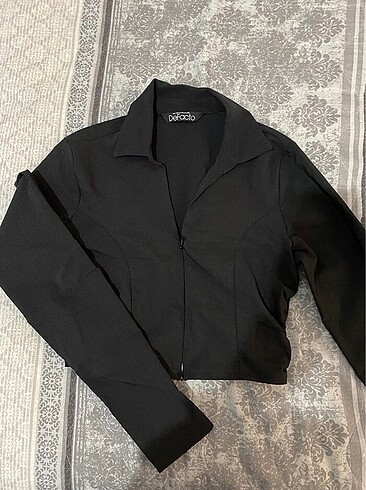 siyah fitted vücuda oturan fermuarlı crop