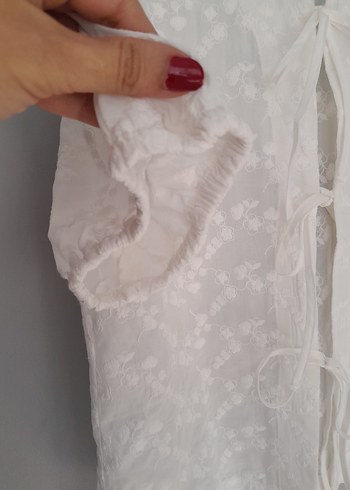 xs Beden ZARA BEYAZ GÖMLEK (XS)