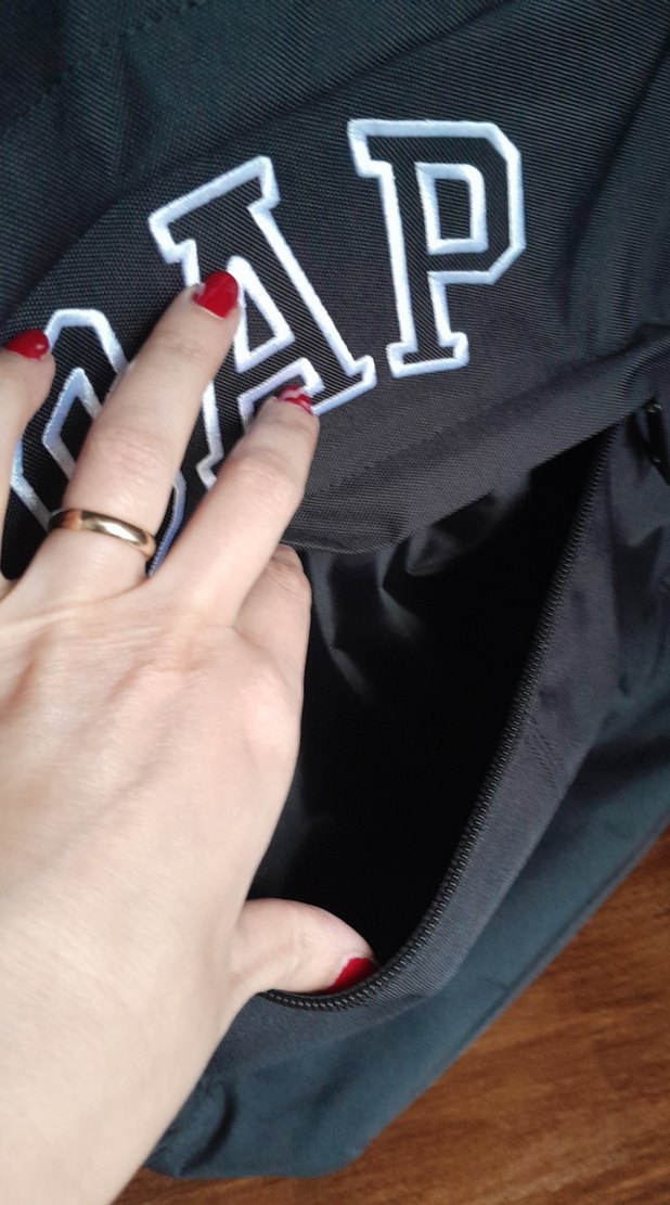 GAP SIYAH SIRT CANTASI - Görsel 3