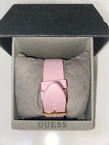 Guess GUESS SAAT