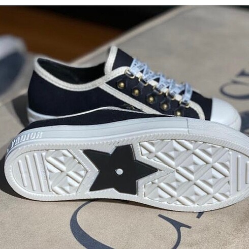 38 Beden Dior...