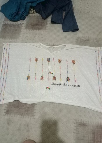 Nakışlı Beyaz Bohem Kısa Kollu Panço