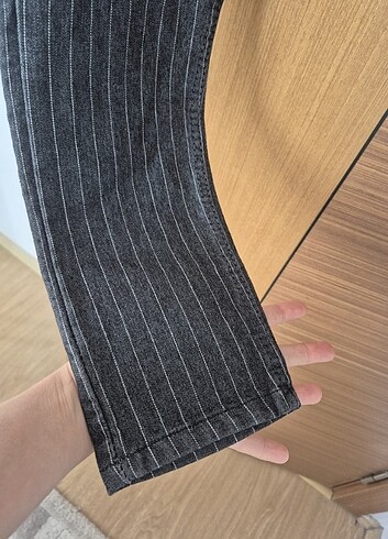 Gucci esnek ligralı pantolon