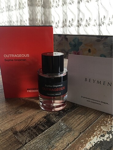  Beden Renk Editions de Parfums Frederic Malle - Outrageous 90 ml Unisex Par