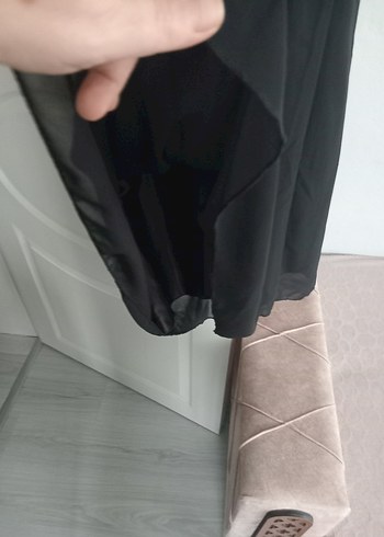 İnce Askılı Boncuk İşlemeli Siyah Midi Elbise - Görsel 4