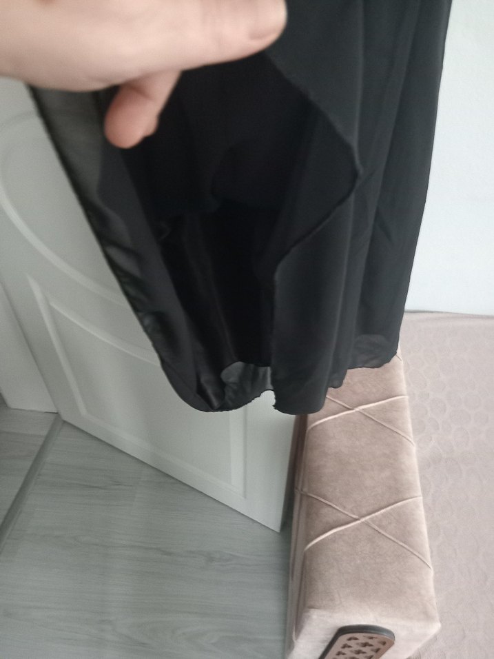 İnce Askılı Boncuk İşlemeli Siyah Midi Elbise - Görsel 4