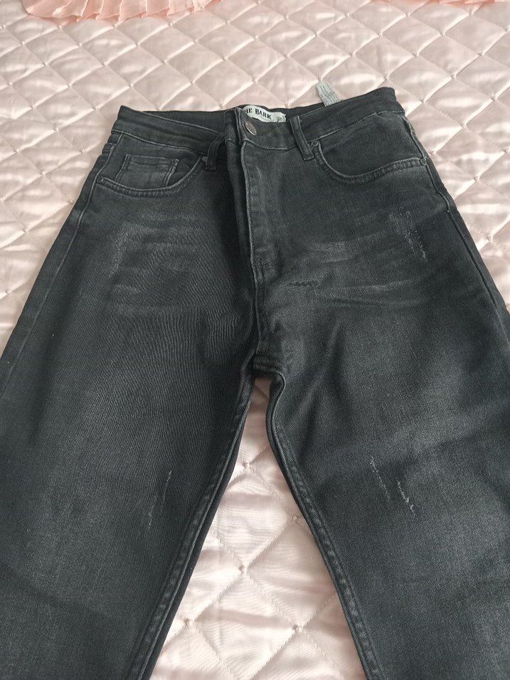 Siyah Payetli Nakışlı Kadın Jean - Görsel 4