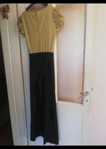 Bej Siyah Kuşaklı Uzun Kadın Elbise - Görsel 3