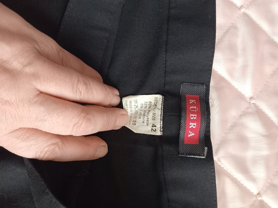 Siyah Kadın Kapri Kumaş Pantolon - Görsel 3