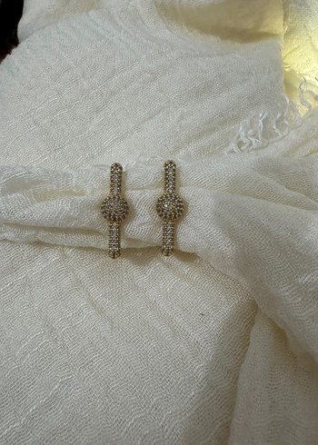 Mini taşlı küpe - Görsel 3