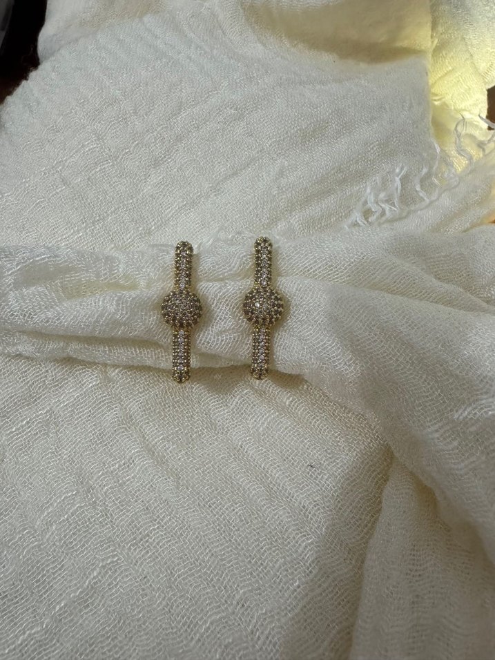 Mini taşlı küpe - Görsel 3