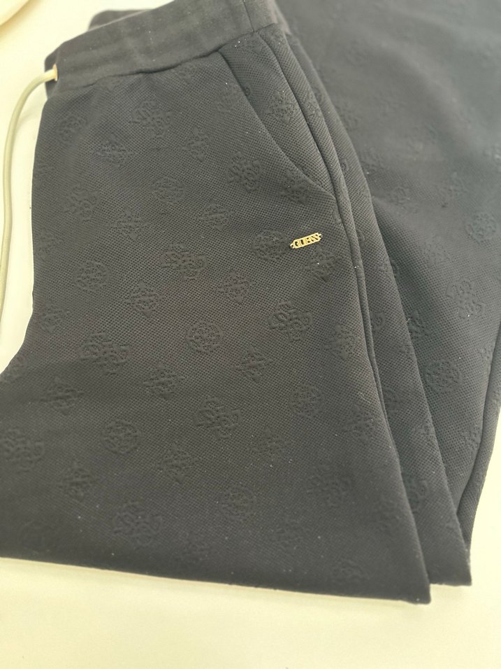 Guess eşofman altı - Görsel 3