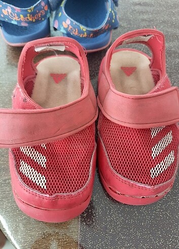 Adidas sandalet