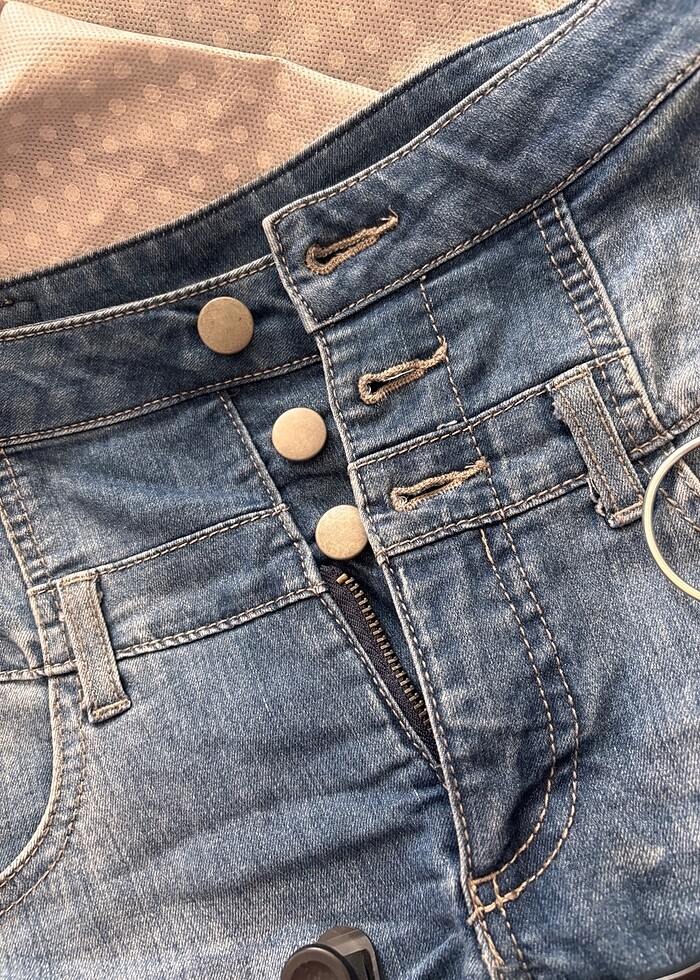 Kadın mini şort - Görsel 2