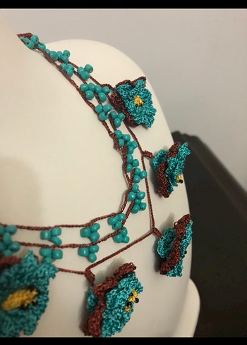  Beden mavi Renk Diger Renkli Boncuklu Nakışlı Uzun Kolye