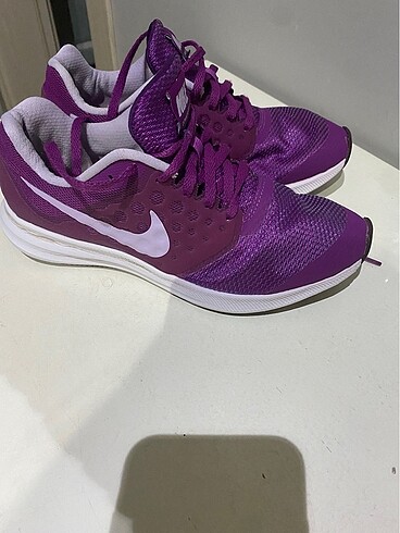 Orjinal mor renk nike spor ayakkabı