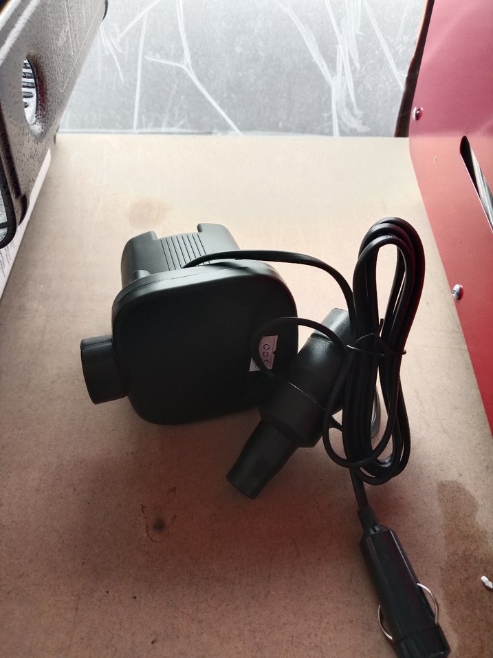 Oto Çakmaklıklı Hava Şişirme Aleti - Görsel 2