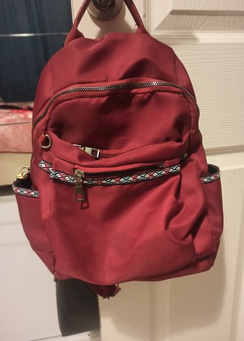 Bordo Nakışlı Fermuarlı Kadın Sırt Çantası