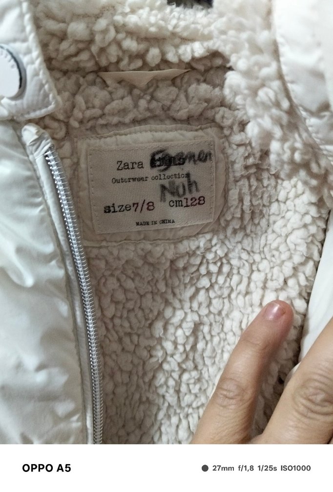 Beyaz Kürklü  Yelek - Görsel 4