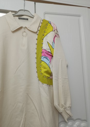 Nakışlı Beyaz Kadın Mini Eşofman Takımı - Görsel 3