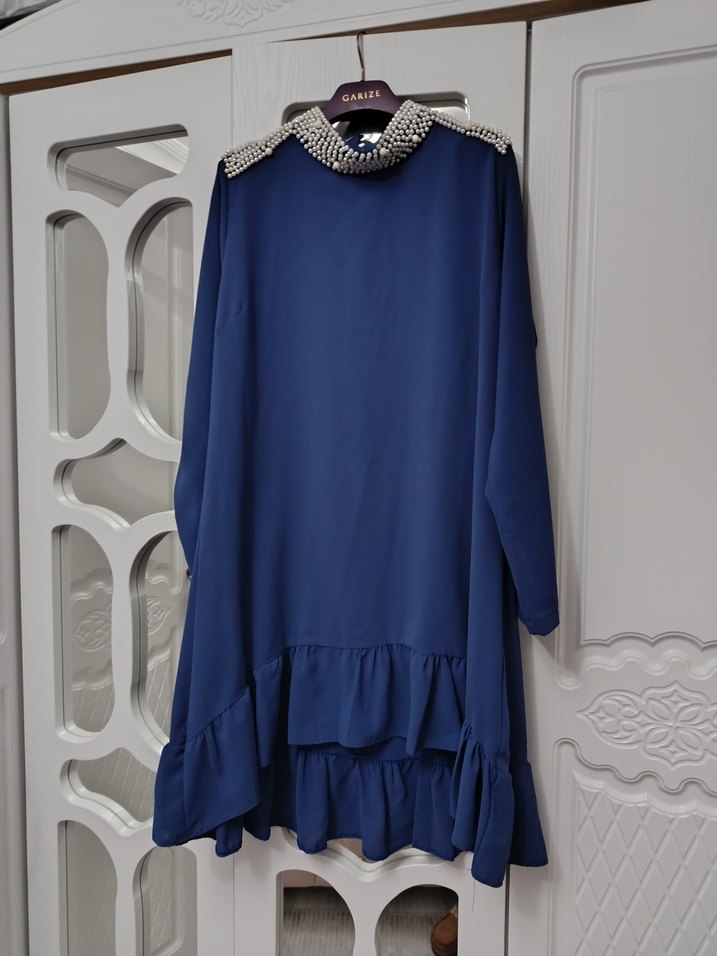 Uzun Lacivert Fırfırlı Tunik - Görsel 3