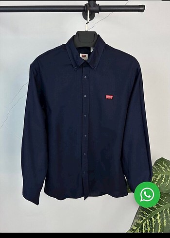 Levis Levi S Lacivert Dugmeli Yaka Gomlek