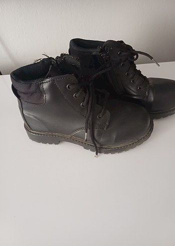 Kemerli Siyah Erkek Çocuk Goth Botları - Görsel 2