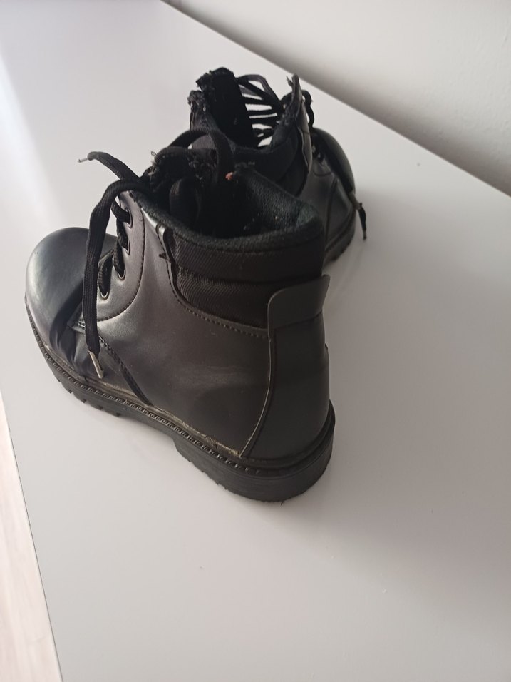 Kemerli Siyah Erkek Çocuk Goth Botları - Görsel 3