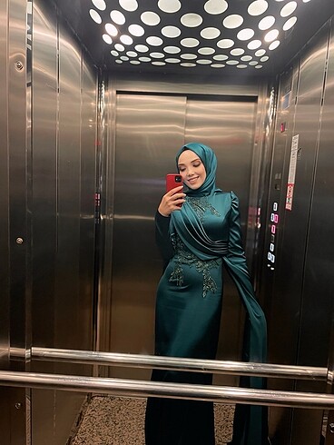 Diğer Tesettür Abiye