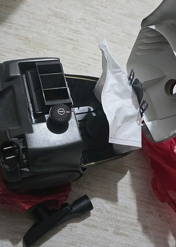 Beyaz ve Gri Elektrikli Süpürge - Görsel 7