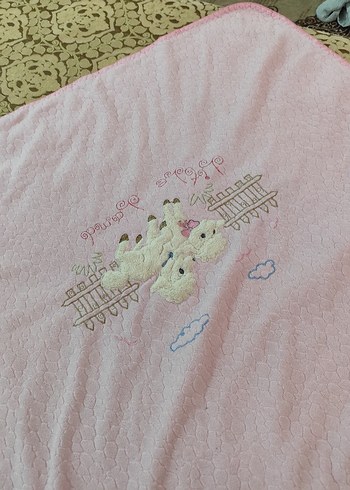 Pembe Nakışlı Çocuk Battaniyesi - Görsel 2