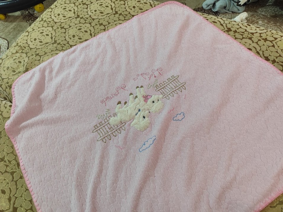 Pembe Nakışlı Çocuk Battaniyesi - Görsel 2