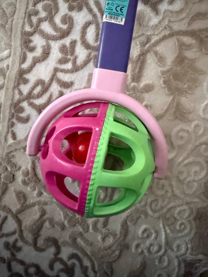 Renkli Diş Kaşıyıcı ve Çıngırak yürüteç - Görsel 2