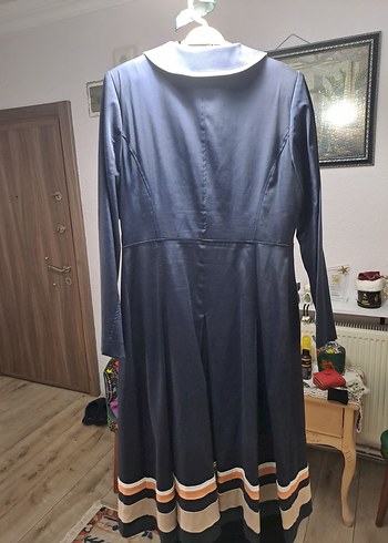 Siyah Uzun Kollu Düğmeli Ofis Elbisesi - Görsel 2