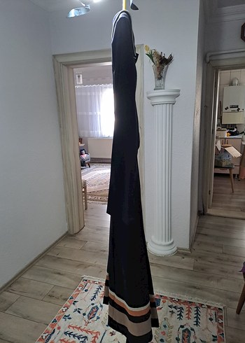 Siyah Uzun Kollu Düğmeli Ofis Elbisesi - Görsel 3