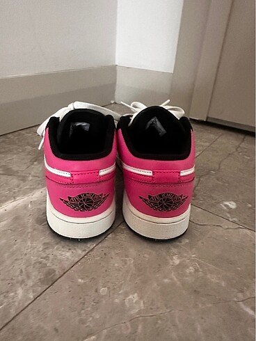 36,5 Beden pembe Renk nike air jordan 1 low sneaker