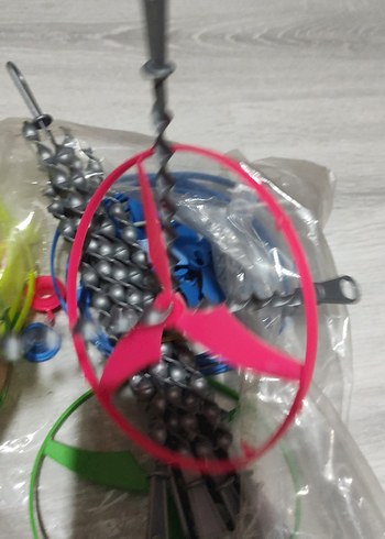 Renkli Plastik Oyuncak Seti adet fiyatıdır - Görsel 2