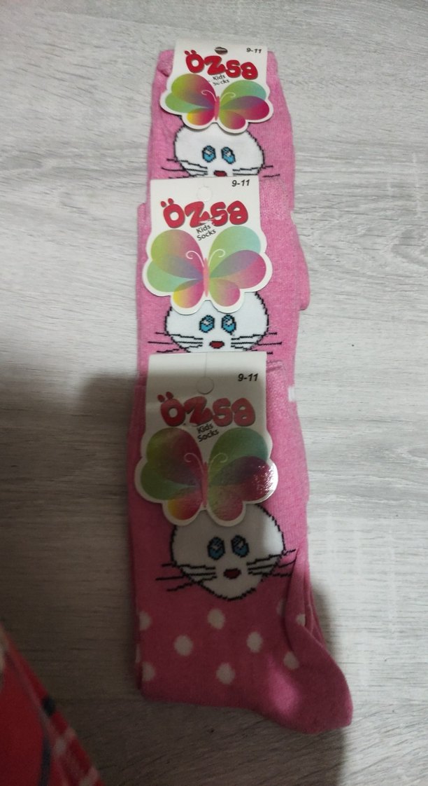 Kız Çocuk Pembe Baskılı Çorap üçlü fiyatıdır isterseniz tekli de - Görsel 2