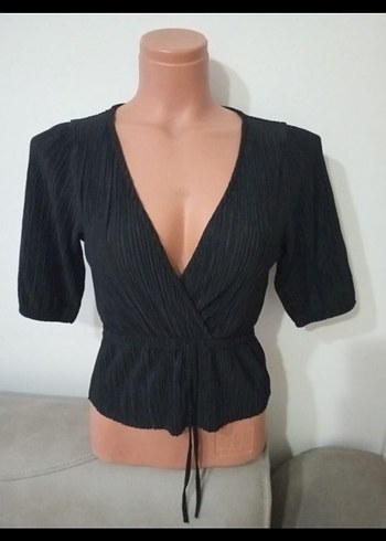 V Yaka Pilili Siyah Kısa Bluz