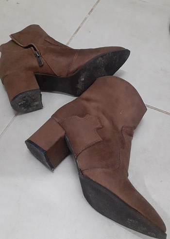 Kahverengi Süet Kadın Dolgu Topuklu Bot - Görsel 4