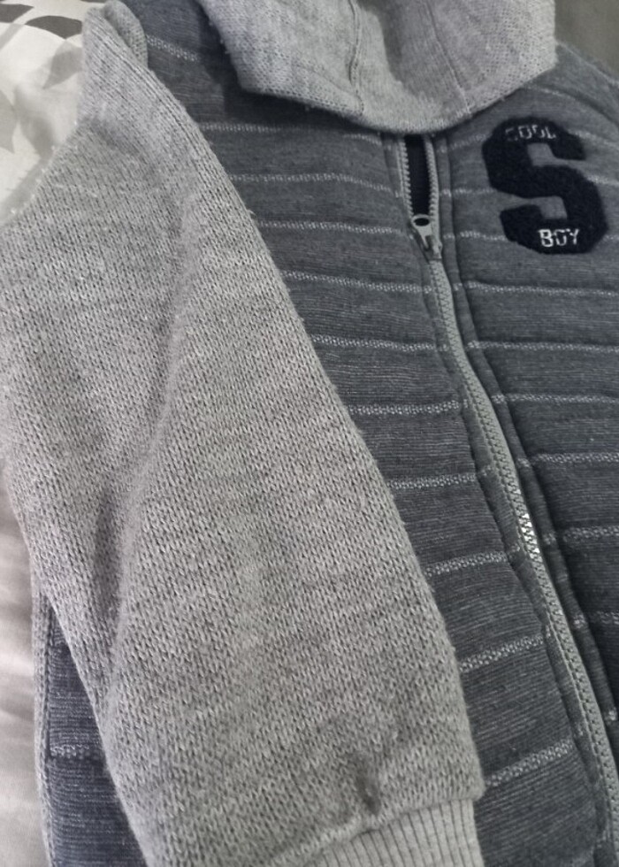 Erkek çocuk mont hırka - Görsel 2