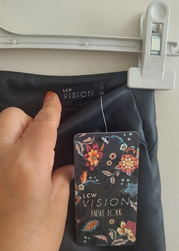 LC WAİKİKİ NAKIŞLI DERİ ETEK - Görsel 3