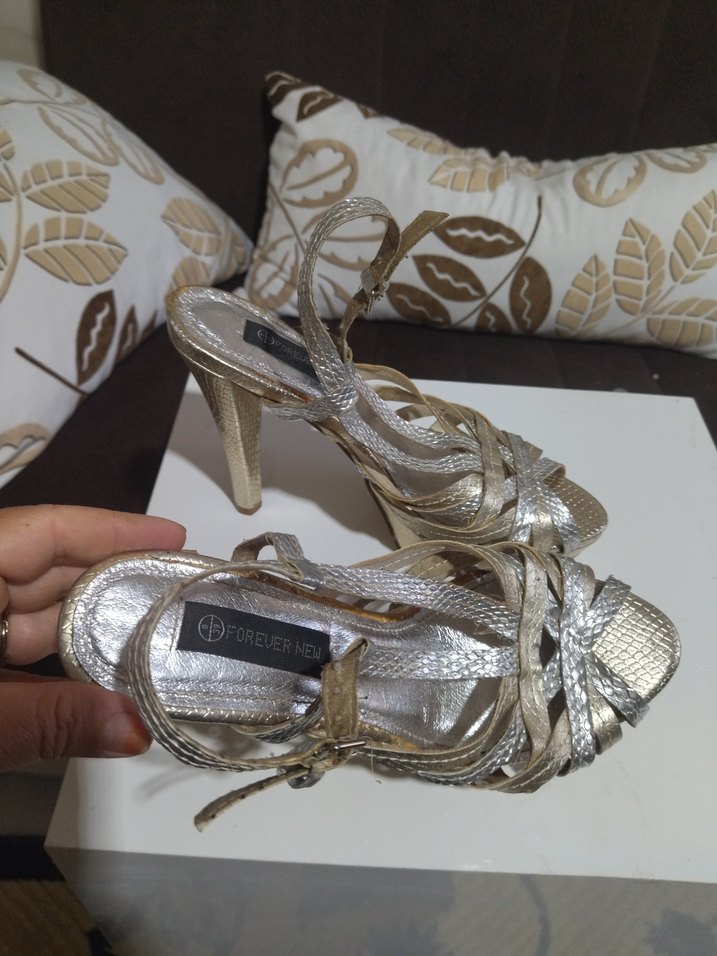 Altın Renkli Yılan Desenli Platform Topuklu Kadın Ayakkabı - Görsel 5